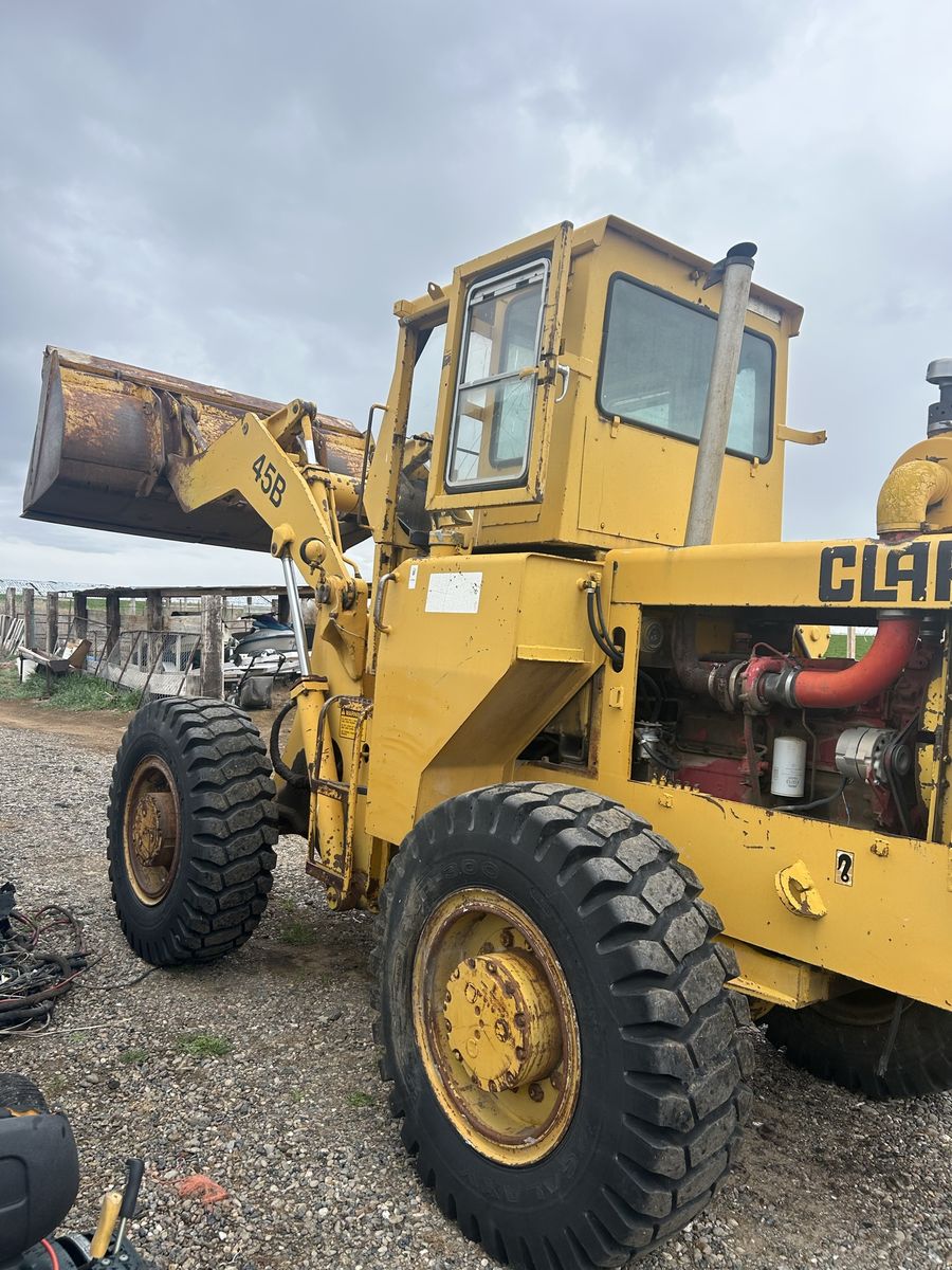 Clark 45B Wheel Loader - Heavy Duty Construction Equipment