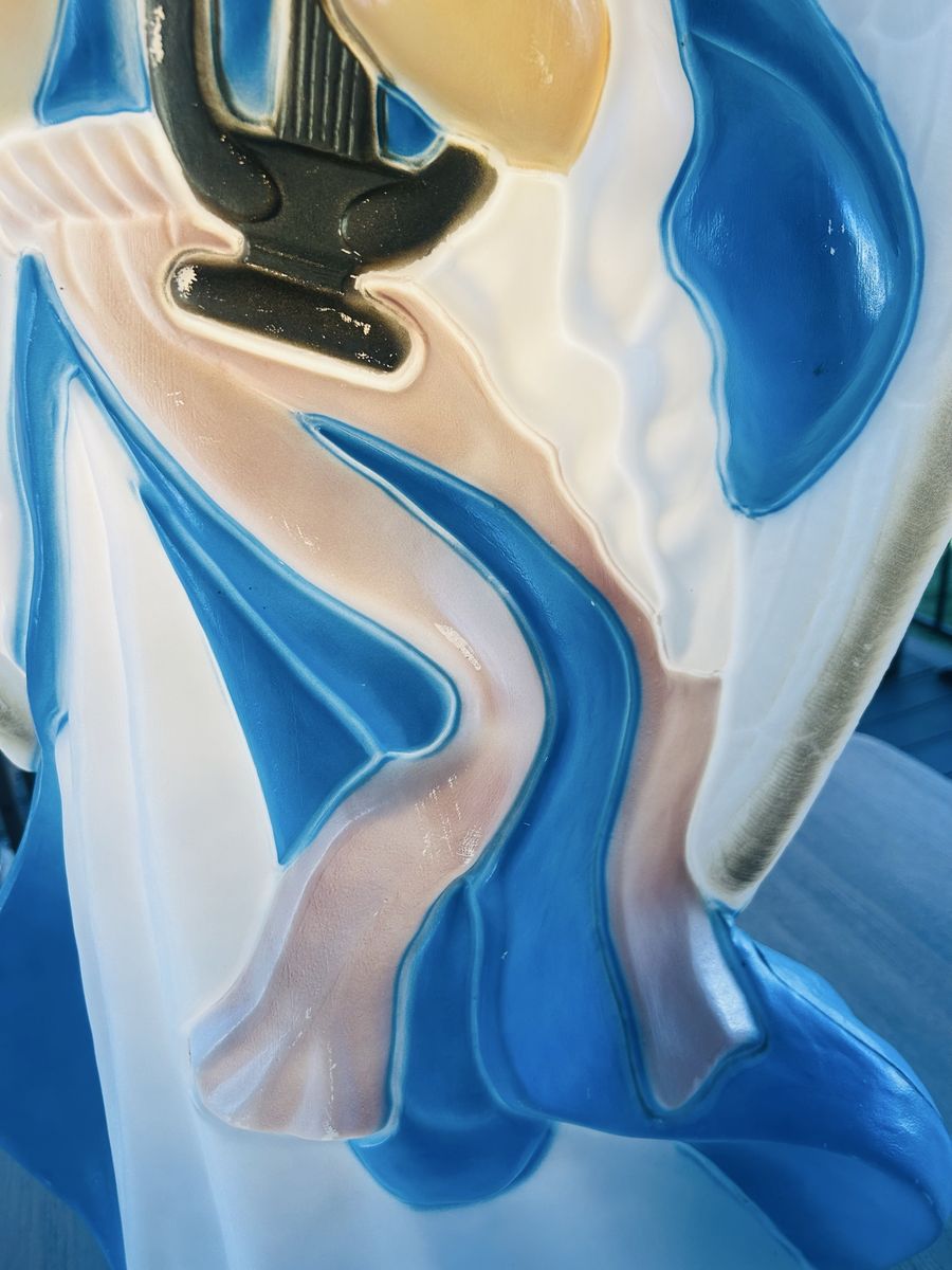 Main image 8