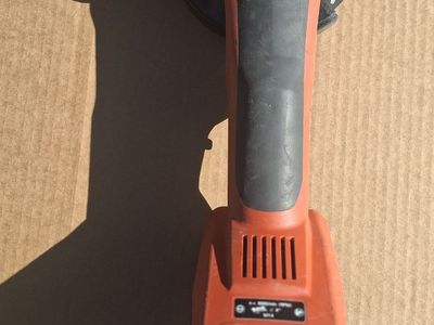 HILTI 36v 6" Grinder
