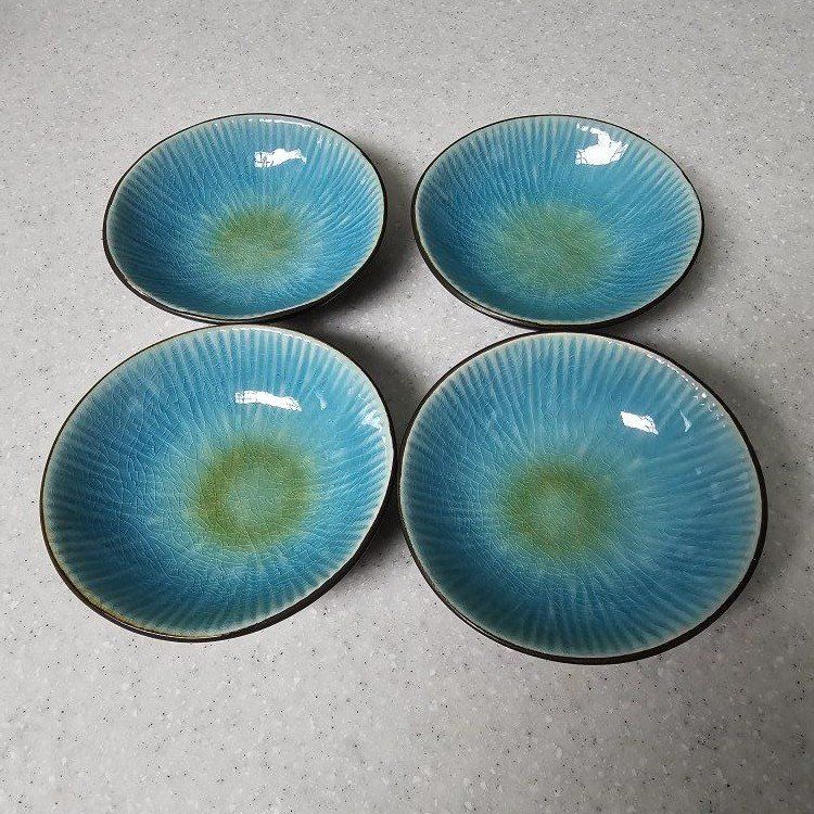 Dining set, wine glasses, & knife set