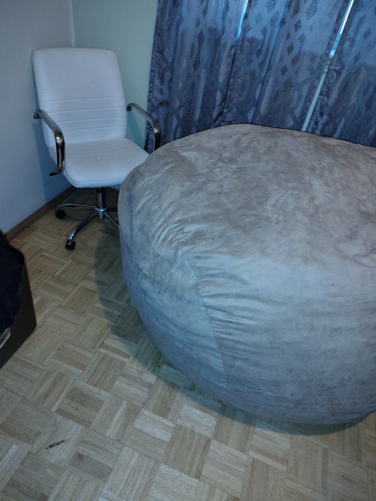 Main image 2