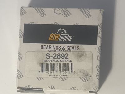 Driveworks S-2692 Front Engine Crankshaft Seal / Timing Cover Seal - NEW, Polyacrylate