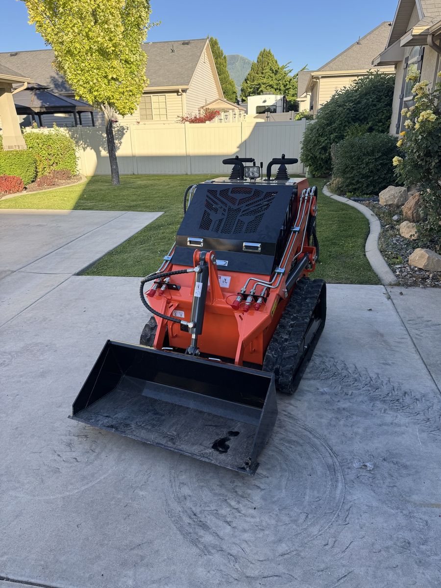 NEW 2026 TPM Mini Skid-Steer for RENT