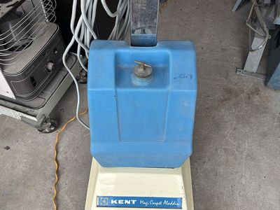 Vintage Model KS-14 Kent Magi Carpet Aladdin Commercial Carpet Cleaner
