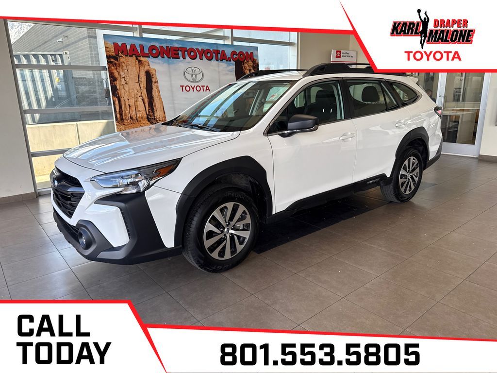 2025 Subaru Outback Base