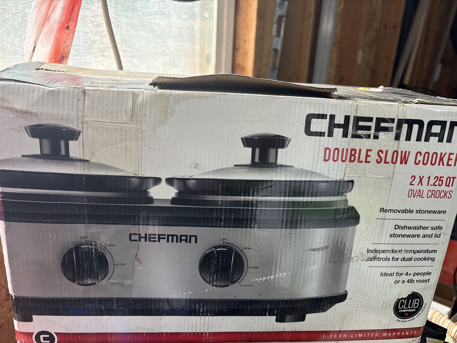 Chefman Double Slow Cooker 2 x 1.25 Qt Oval Crocks, Removable Stoneware, Dual Controls