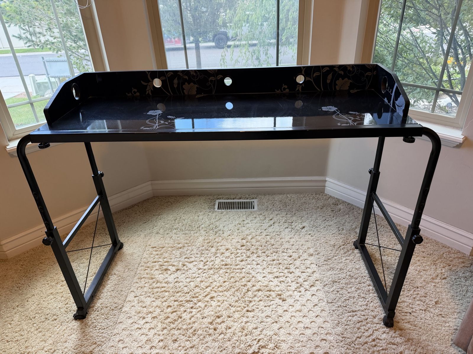 Versatile Workstation Desk with Adjustable Height Legs and Floral Design -