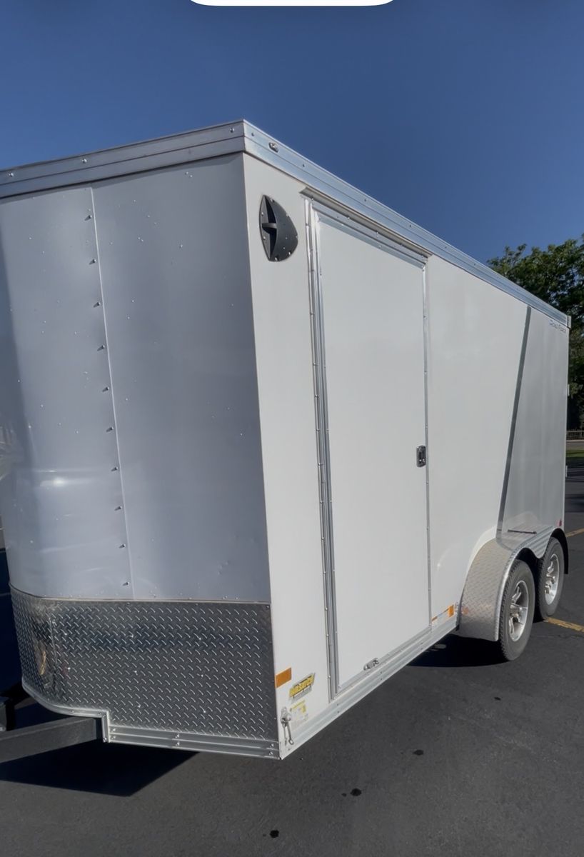 Wells Cargo Trailer Enclosed Single Axle 7x14 Excellent Condition, Rear Ramp Door