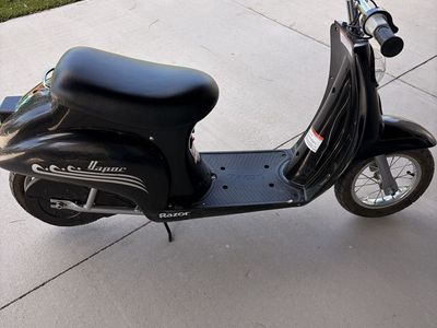 Razor Vapor Electric Scooter - Black, Classic Moped Style