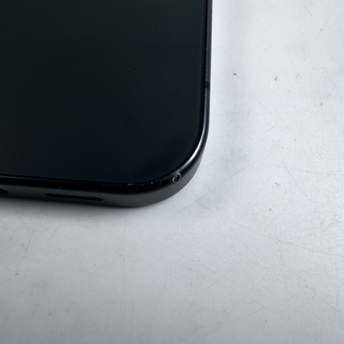 Main image 6