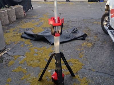 Milwaukee M18 Rocket LED Tower Light 2130-20 (Tool Only) - Portable & Extendable