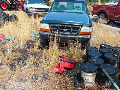 1998 Ford Ranger XLT short bed 4x4 5 speed manual transmission