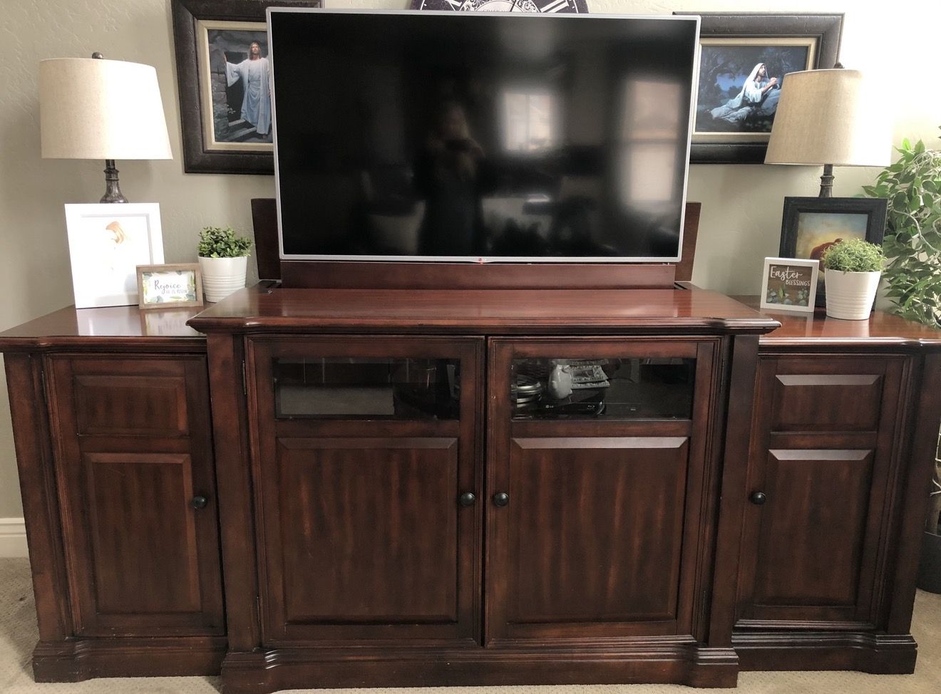 Hidden TV Stand/Lift Entertainment Center – Solid High-quality Wood – $250 OBO