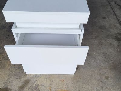 4 Drawer Wood Nightstand w/Power Outlet & Lights