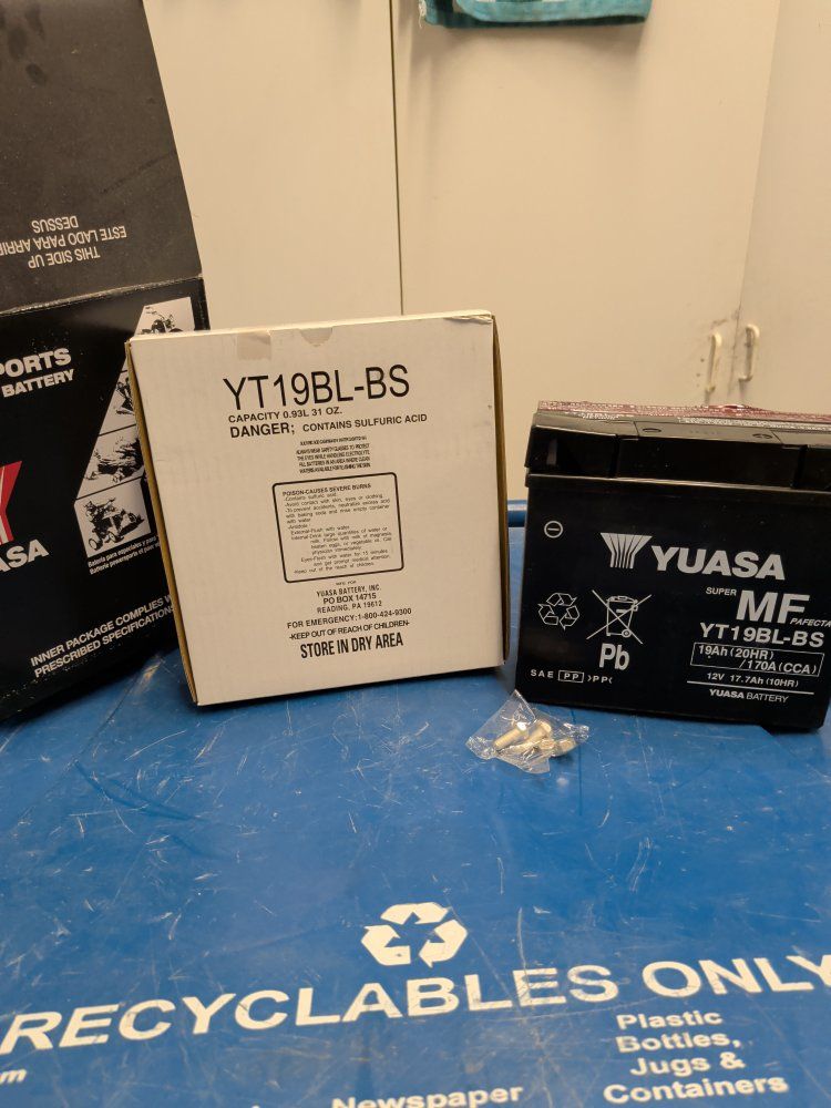 motorcycle battery brand new w/acid