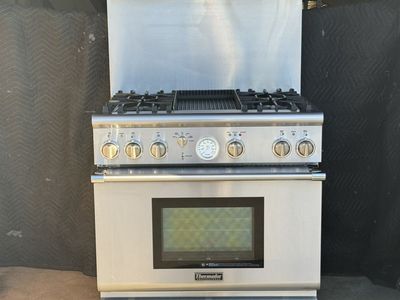 Thermador 36 dual fuel range PRD364ELG