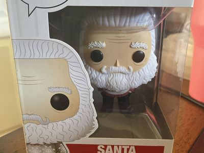 Funko Pop Disney Santa #610