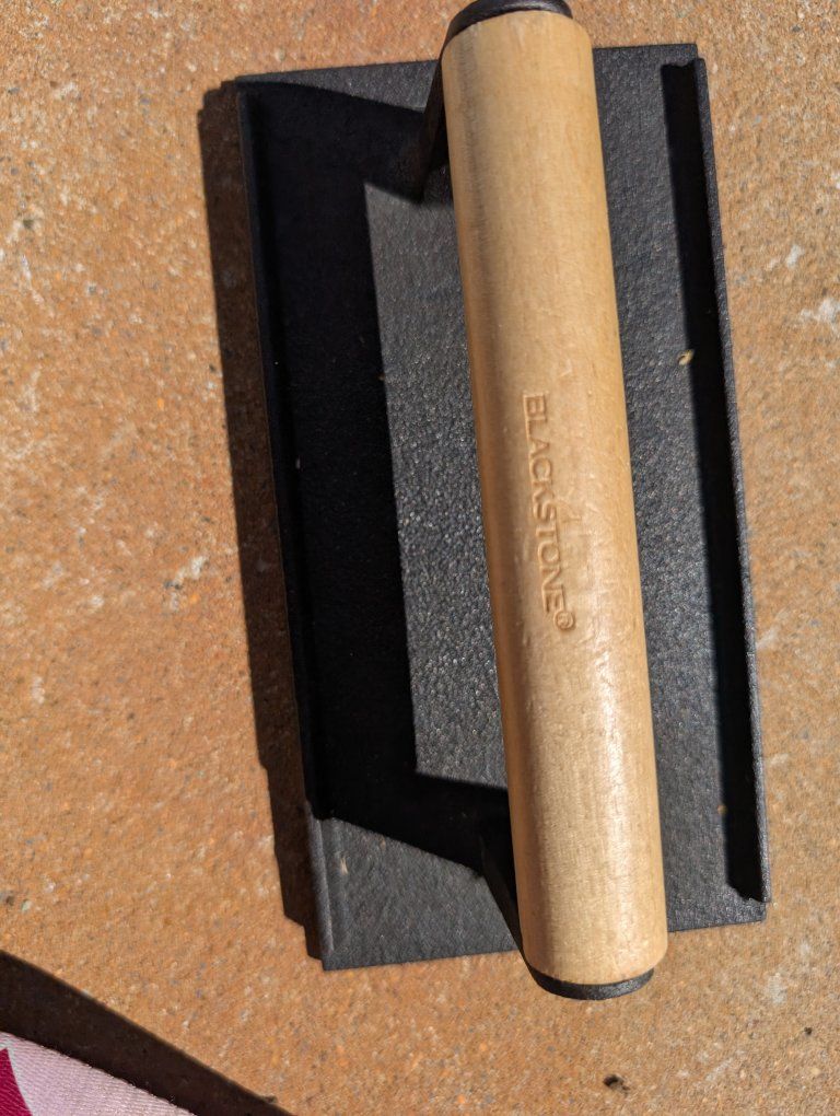 Blackstone Cast Iron Griddle Press with Wooden Handle - For Burgers, Bacon & Paninis