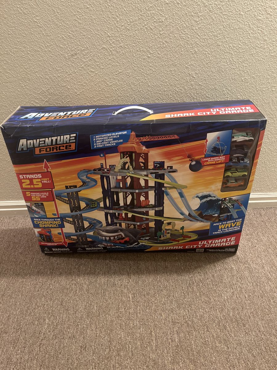 Adventure Force Ultimate Shark City Garage Diecast Track Playset 2.5 ft Tall NEW