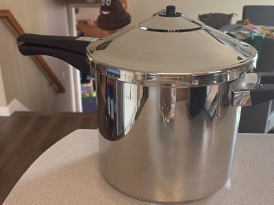 Kuhn Rikon Duromatic Stainless Steel Pressure Cooker 7 Quart with Steamer Insert
