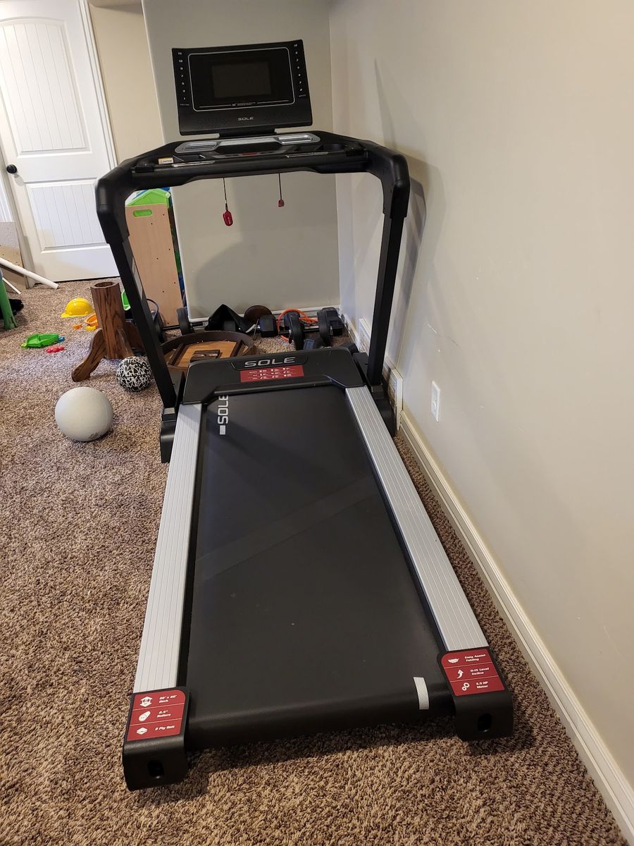 Sole Treadmill