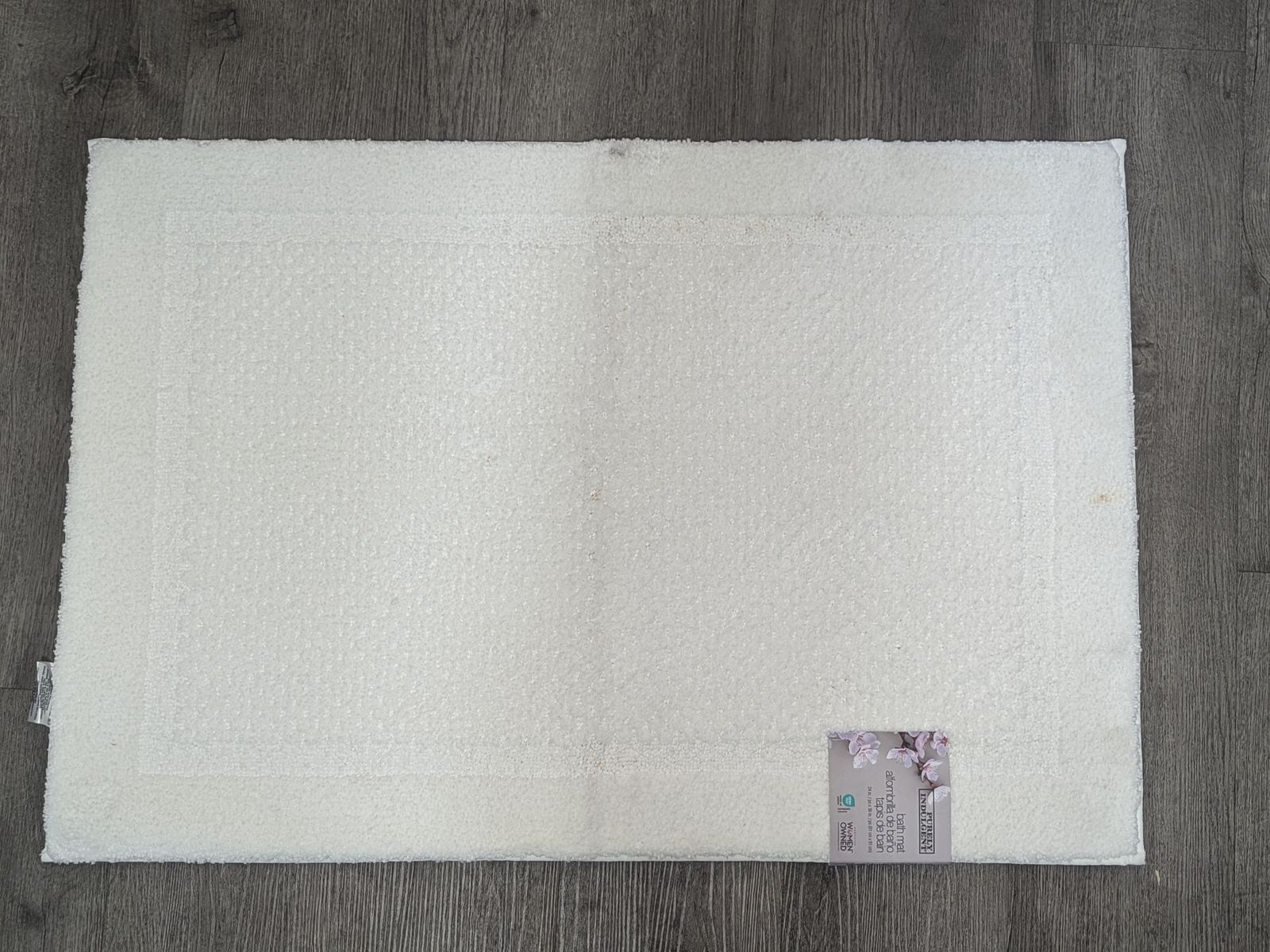 Purely Indulgent White Bath Mat 24x36 – Plush Spa Style Rug