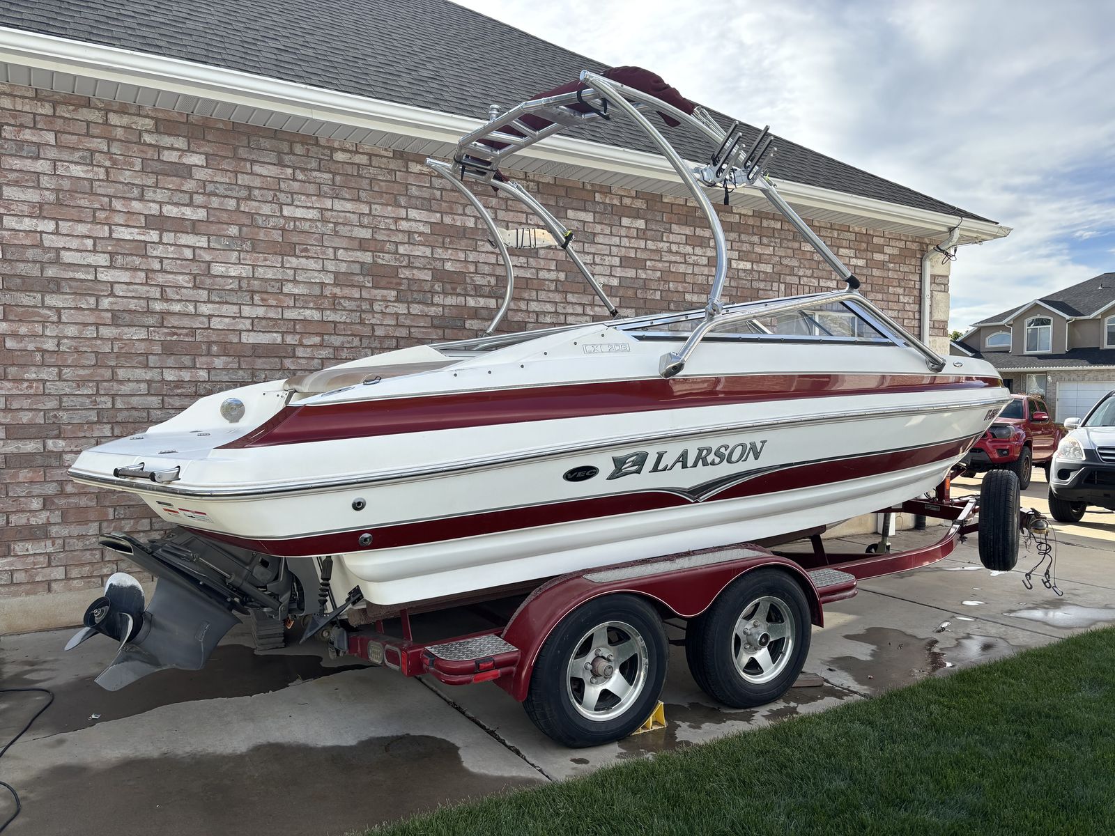2007 Larson Bowrider 208 LXi