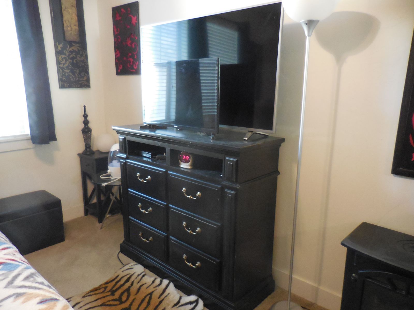 2 Matching  Dresser and Matching Mirror