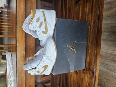Jordan 1 Retro High Children's Shoe