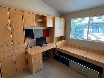 Kids/Teen Bedroom Unit