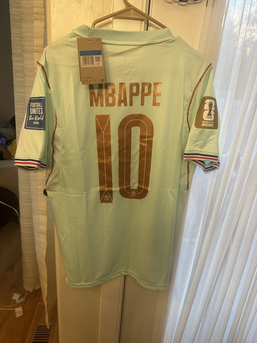 Nike FFF Kylian Mbappé #10 France Football Soccer Jersey 2022 World Cup - Size L