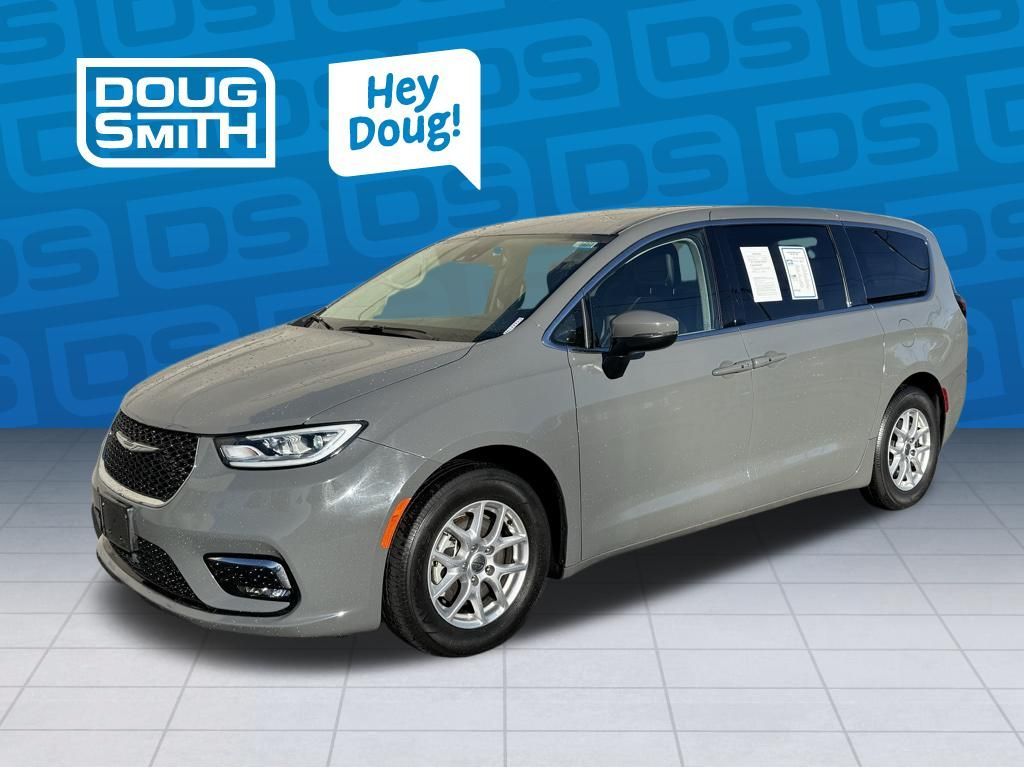 2023 Chrysler Pacifica Touring L