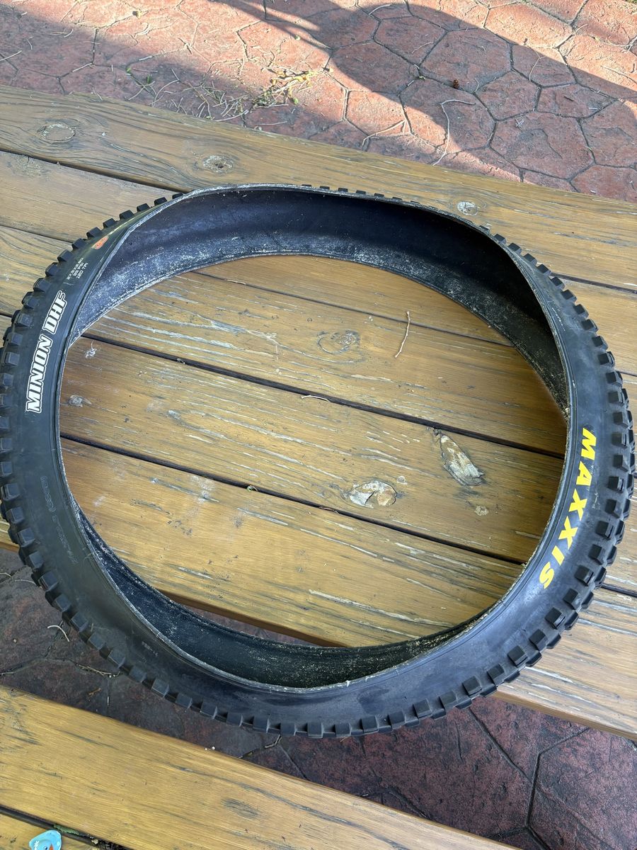 Maxxis Minion DHF 27.5x2.8