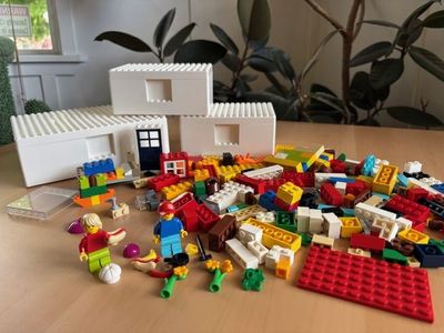 Lego IKEA exclusive BYGGLEX boxes and set 40357