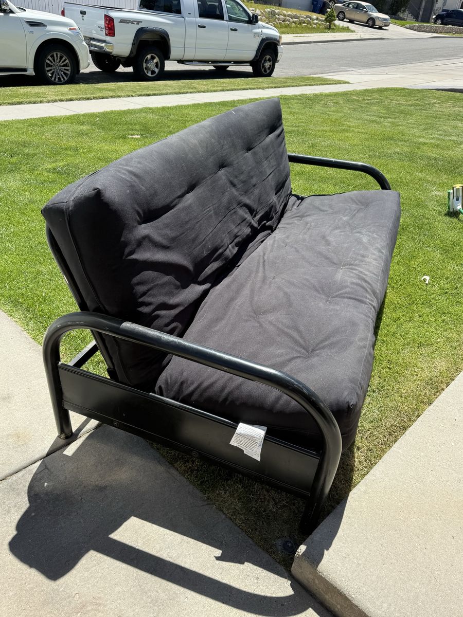 Black Metal Futon / Sofa Bed – Great Condition