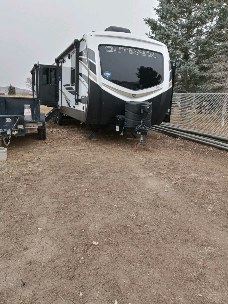 2021 keystone outback 328rl