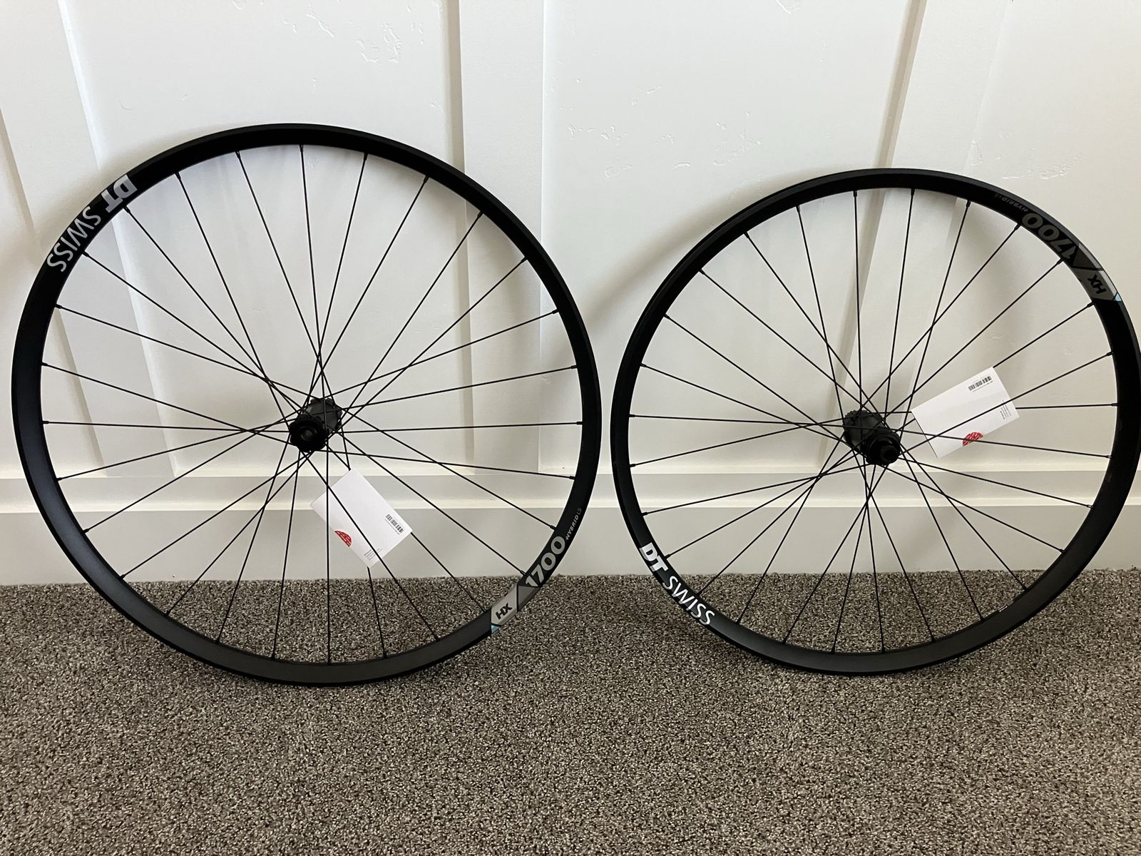 DT Swiss HX 1700 Mullet Wheelset