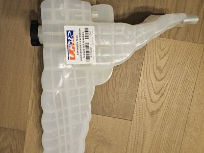 TRP Expansion Tank (P)ST4002 - New, Unused Coolant Reservoir for Kenworth T680 (2016)