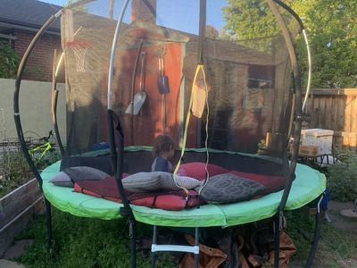 Trampoline