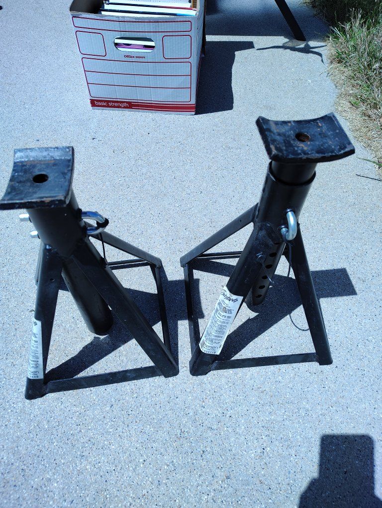 4 TON JACK STANDS