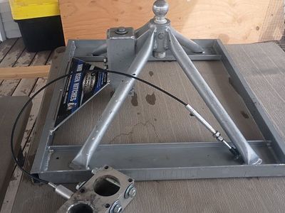 Anderson Hitch Gooseneck to 5th Wheel Adapter