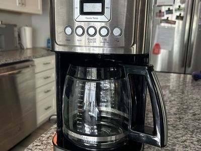Cuisinart Programmable Coffee Machine with Glass Carafe Stainless Steel