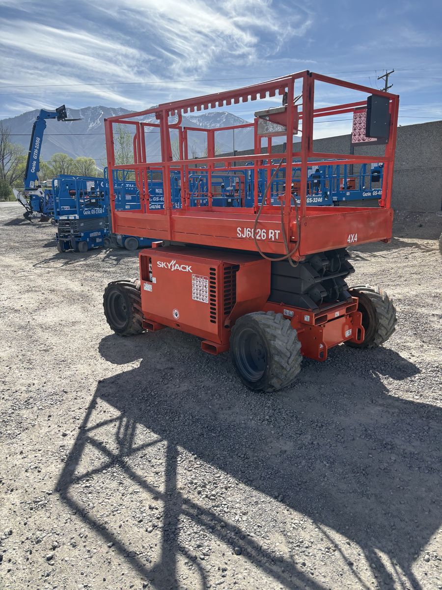 2016 Skyjack SJ 6826 (26') *1yr Warranty* Scissorlift Diesel 4x4 (id.7638)