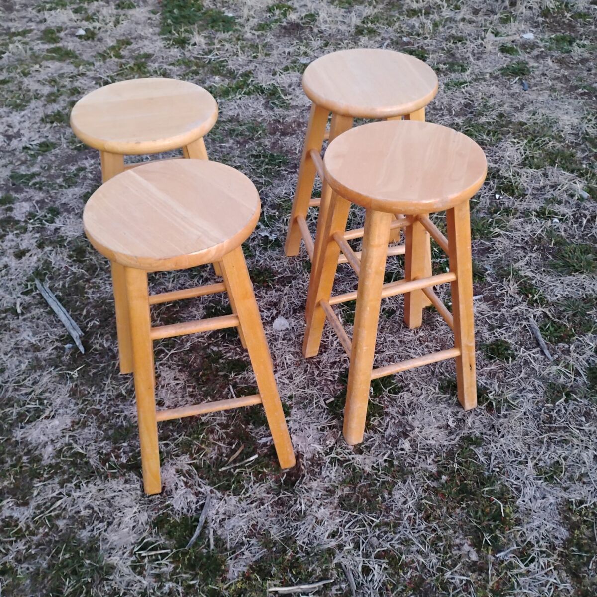 Four Wooden Bar Stools,Solid $40 Set 24"Tall