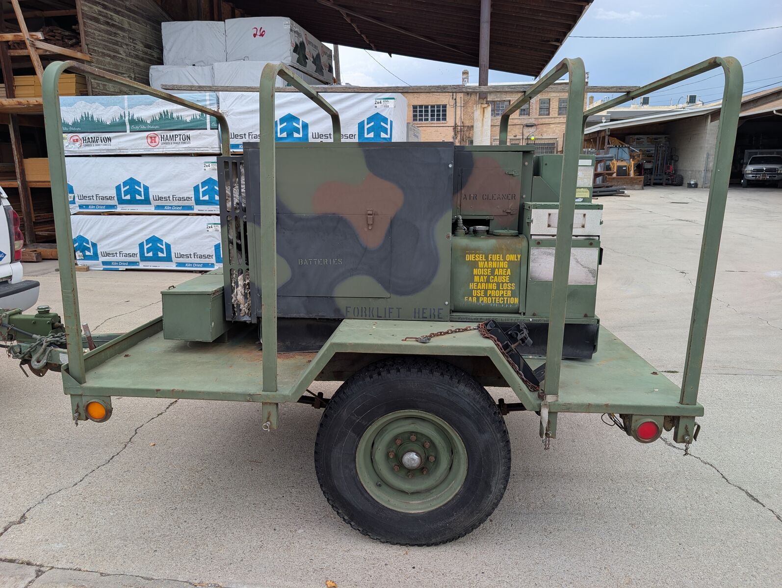 Military Single/Three Phase Generator and Trailer