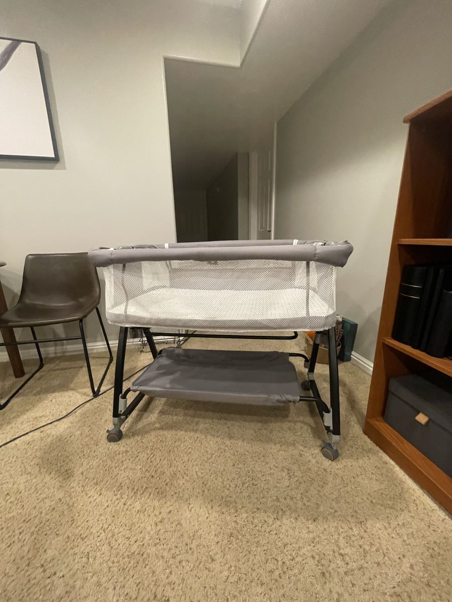 Grey Mesh Bassinet with Wheels/rocker and Storage Shelf