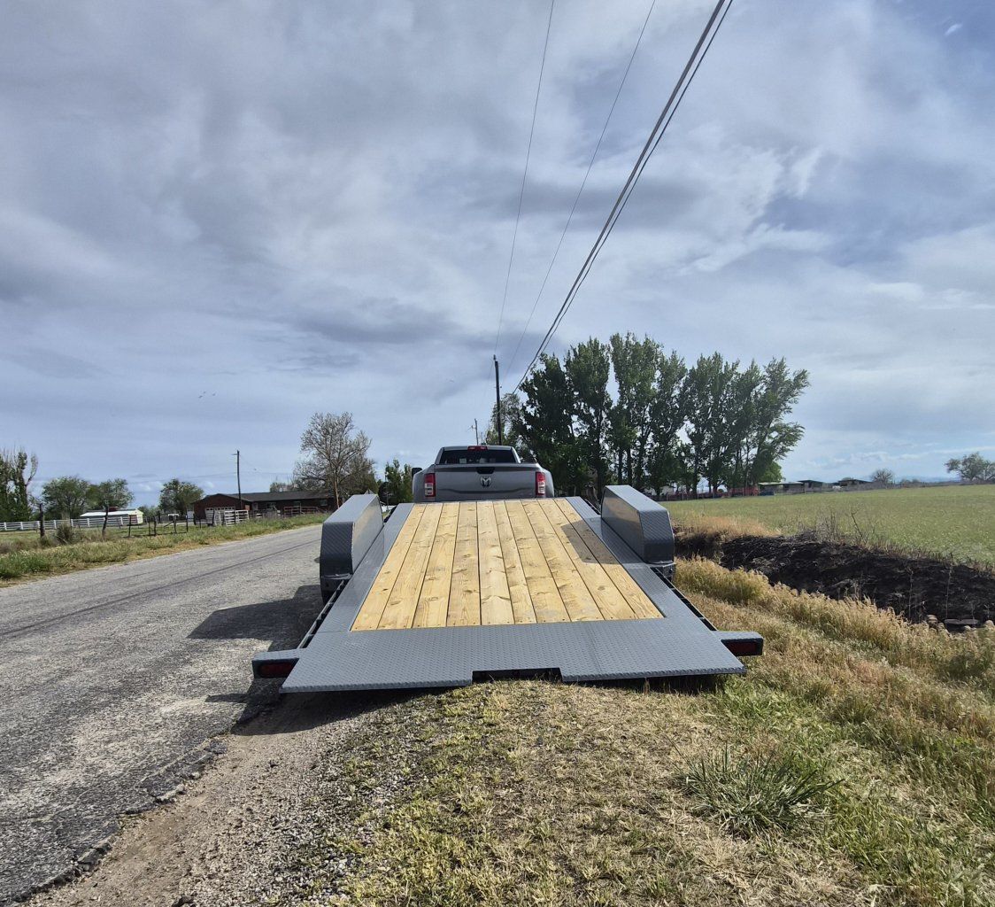SALE** 14K Hillcrest 20' Equipment Deck