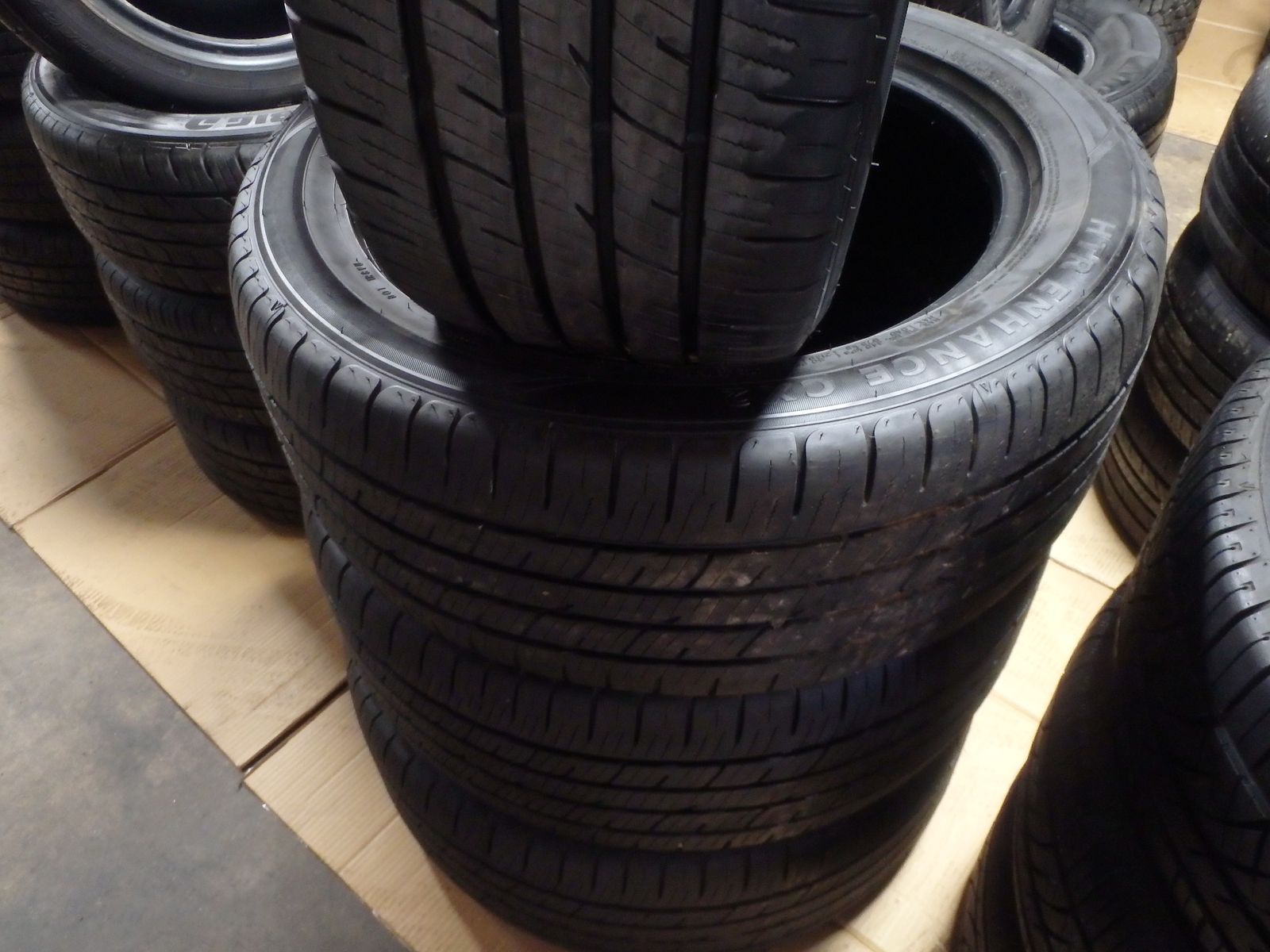 255/50R19 SUMITOMO HTR ENHANCE CX2 SET OF USED TIRES