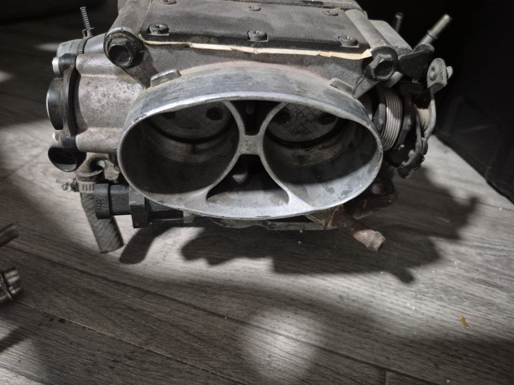 Main image 3