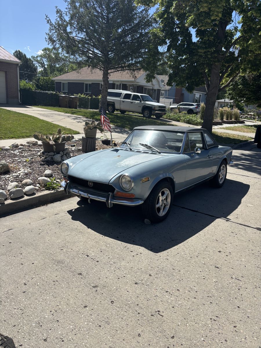 1971 Fiat 124 Spider 